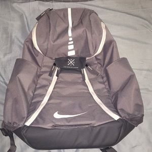 Nike Hoops Elite max backpack